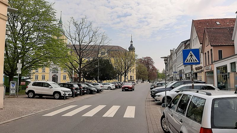 Ein Konzept für die Umgestaltung der Straße Am Schloßplatz soll für das nächste Jahr erarbeitet werden. 