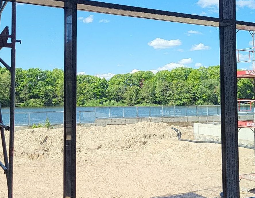 Keine sonnigen Aussichten: Das Fl�tenteichbad bleibt vor allem in energetischer Hinsicht eine Gro�baustelle.
Bild: CDU-Fraktion 